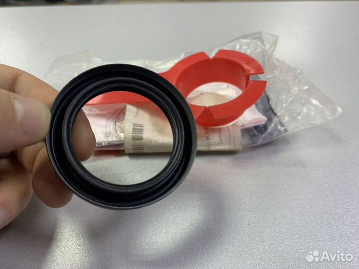 Сальник привода ford focus 3. 2.0 литра оригинал