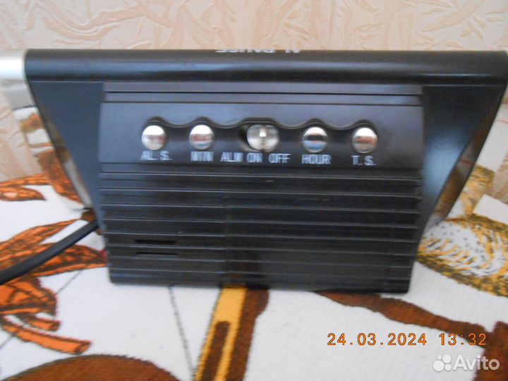 Часы электронные настольные от сети