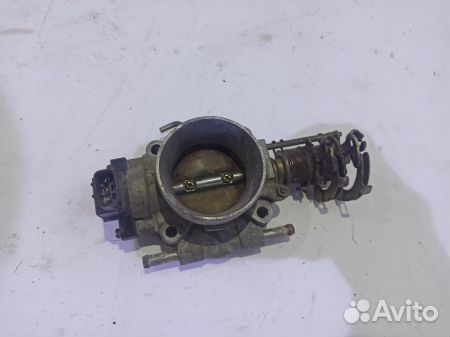 Дроссельная заслонка