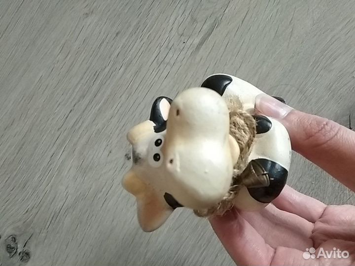 Сувенир Корова лежачая