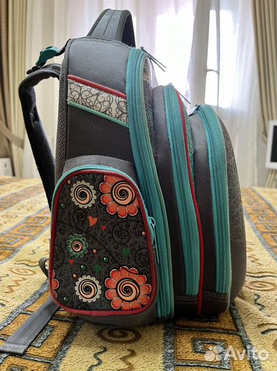 Школьный рюкзак Hummingbird