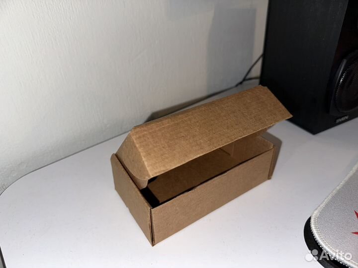 Картонные коробки