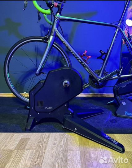 Станок Tacx Flux S (велостанок) подставка Elite