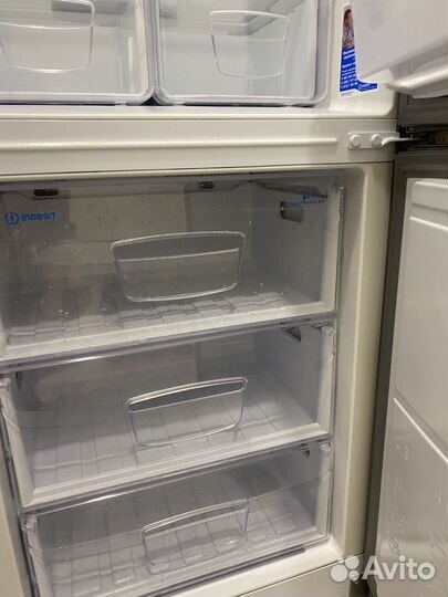 Холодильник indesit no frost