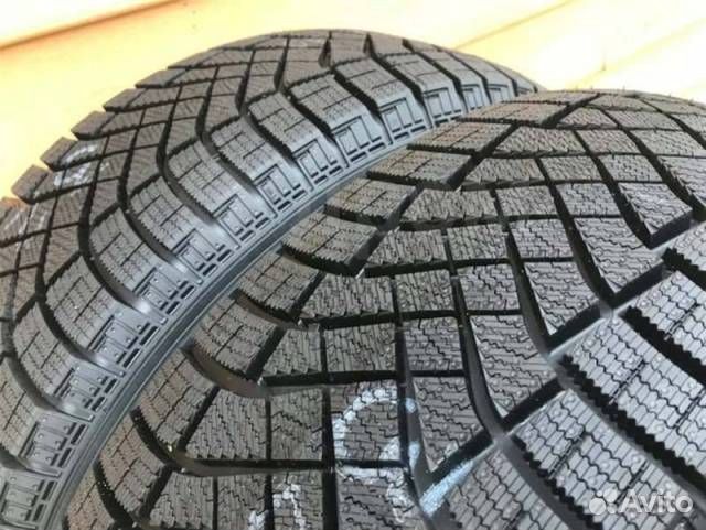 Pirelli Ice Zero FR 205/55 R16 94T