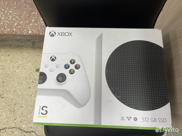 Приставка Microsoft Xbox Series S 512Gb