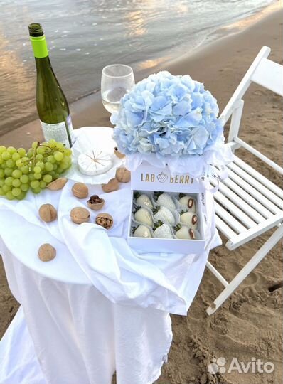 Боксы с клубникой в шоколаде