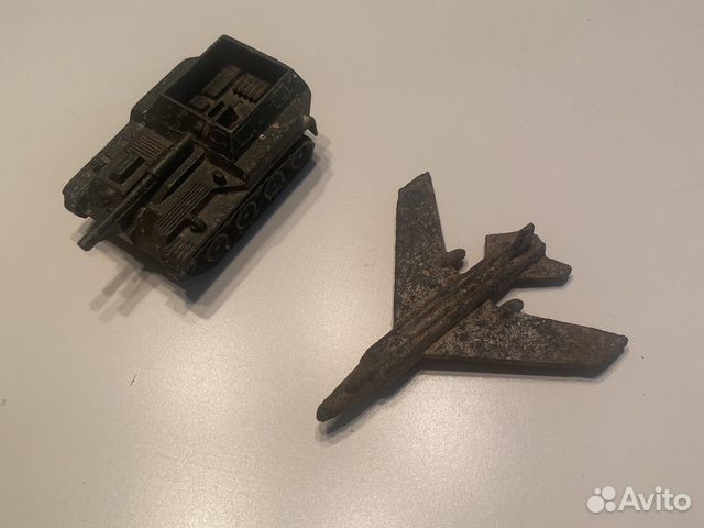 Самолёт Ту 24 и танк СССР