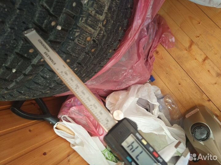 Dunlop SP Winter Ice 01 205/55 R16 94T