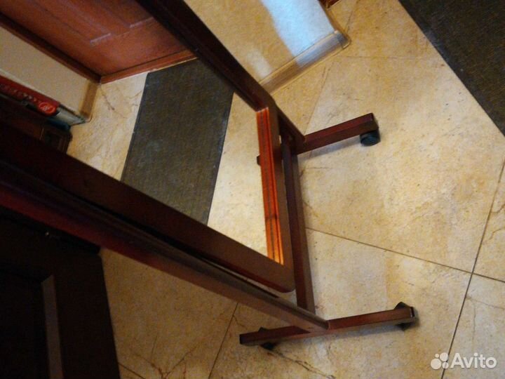 Зеркало передвидное