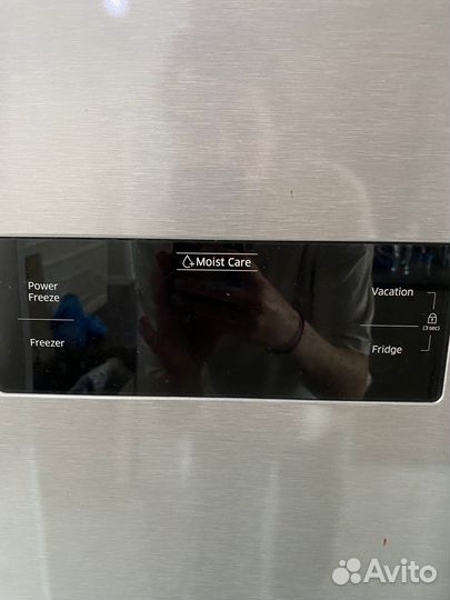 Холодильник Samsung (Side-by-Side) двухдверный