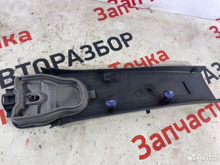 Обшивка салона Opel Astra H седан 1.8 Z18XER