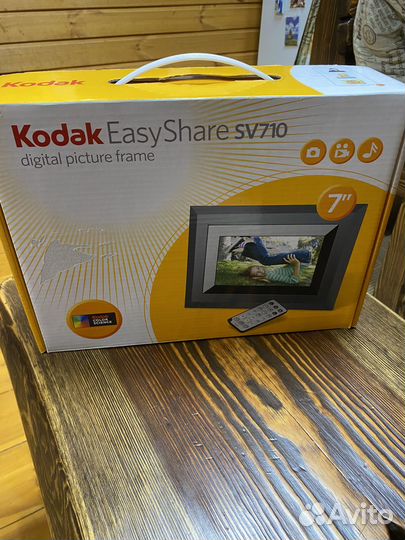Цифровая фоторамка Kodak EasyShare sv710