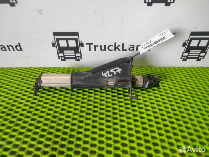 Форсунка омывателя фар левая Volvo Fh 4