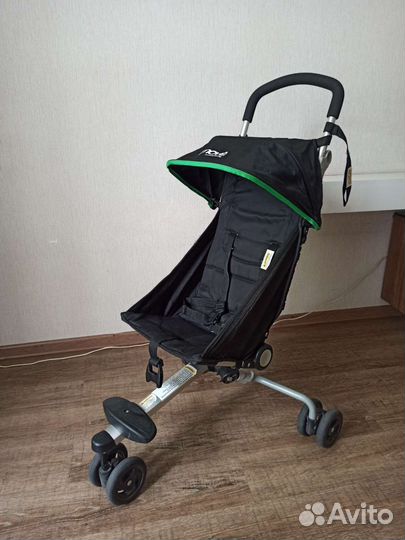Коляска прогулочная легкая