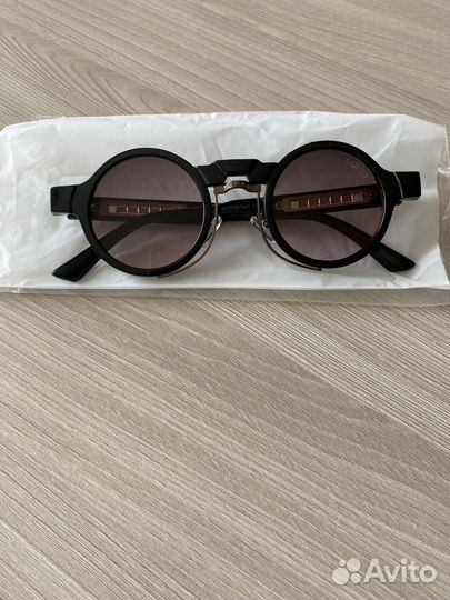 Солнечные очки женские