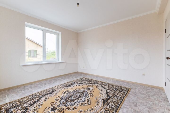 Коттедж 205 м² на участке 4,5 сот.