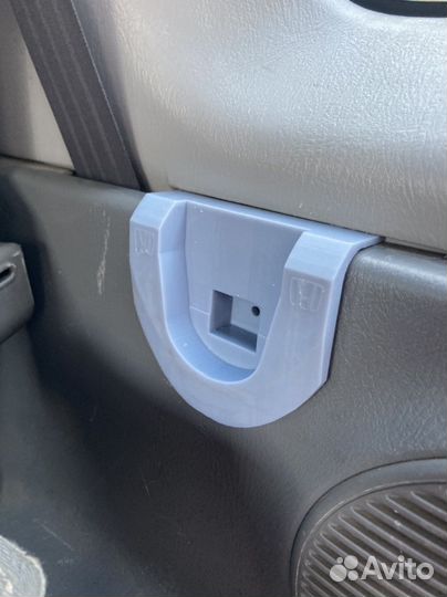 Крепление шторки багажника honda cr-v rd1