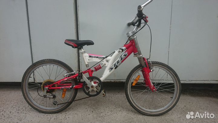 Велосипед Stels Pilot 250. колеса 20