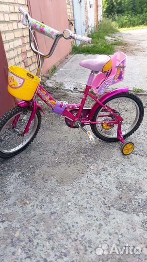 Детский велосипед четырехколесный