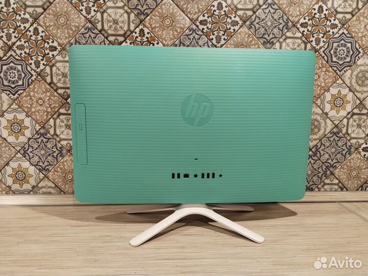 Моноблок HP 24 дюйма A8/radeon R5/ssd