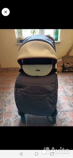 Прогулочная коляска