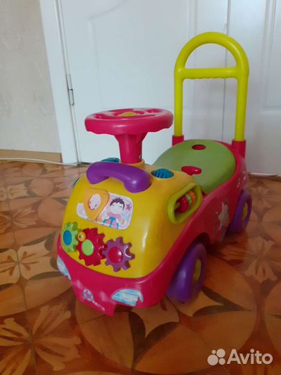 Детская машинка каталка