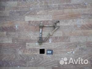 Рычаг передний верхний правый задний ваз 2121