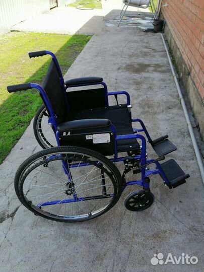 Продам инвалидную коляску (Новая)