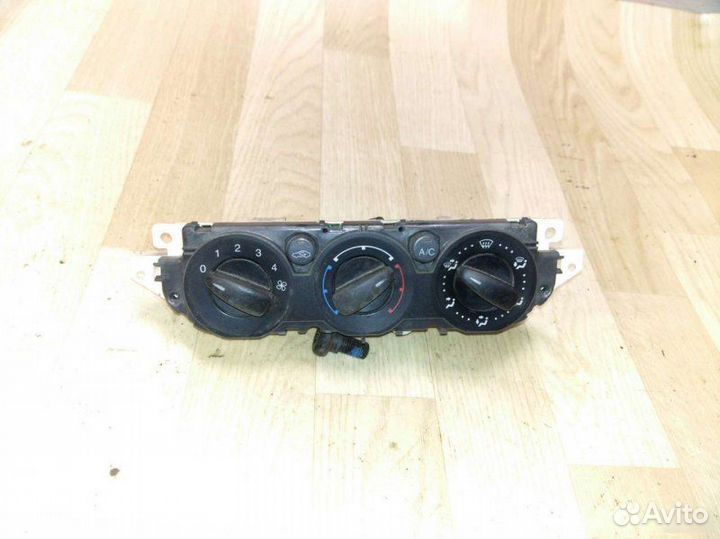Блок управления отопителем Ford C-Max I hxda