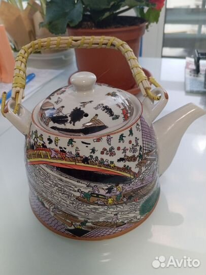 Чайник заварочный фарфоровый