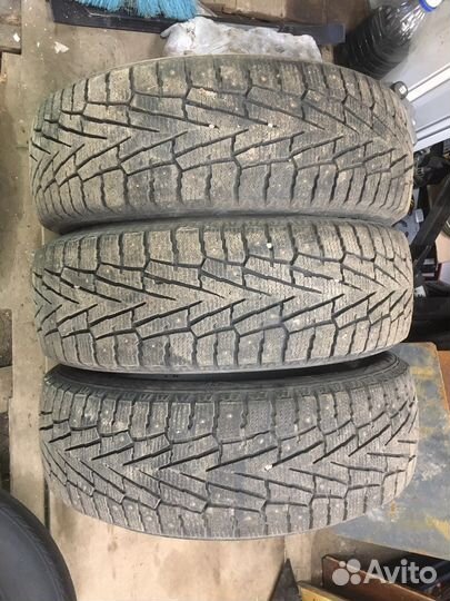 Nexen Winguard WinSpike SUV 225/60 R17