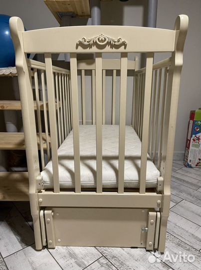 Детская кроватка с продольным маятником. «Артём