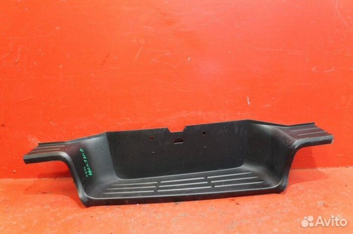 Ящик багажника задний Toyota Hilux 2015-2018