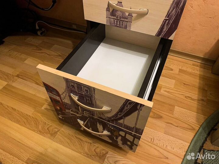 Компьютерный стол