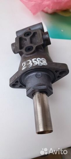 Главный тормозной цилиндр Тойота хайлендер 2007