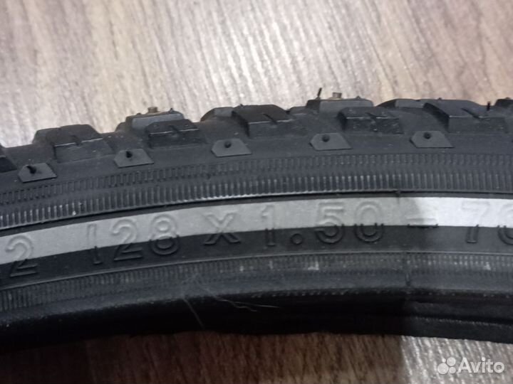 Зимние шипованные велопокрышки Schhwalbe 28*1,5