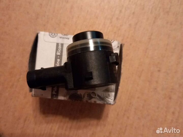 Датчик парковки парктроник Skoda Octavia A7