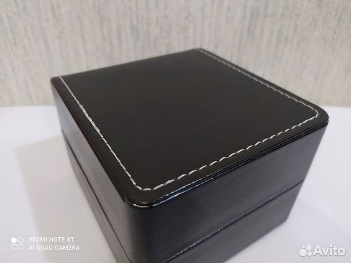 Коробка для наручных часов подарочная