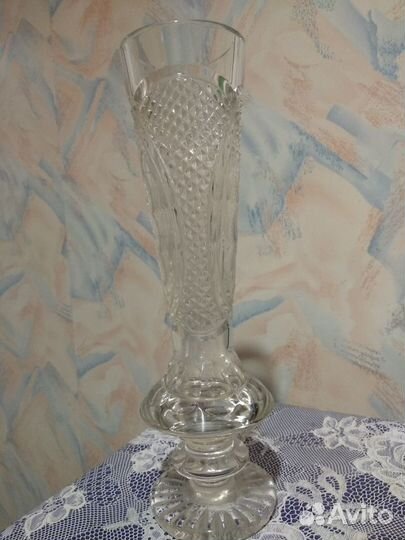 Ваза для цветов хрустальная