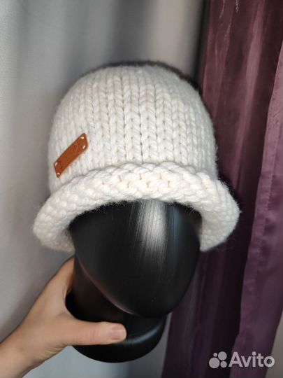 Шапка хендмейд женская полушерсть