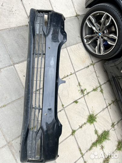 Оригинальный передний бампер bmw g30