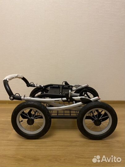 Продам коляску 2 в 1 Peg Perego Velo Modular