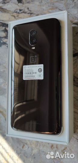 OnePlus 6T, 6/128 ГБ