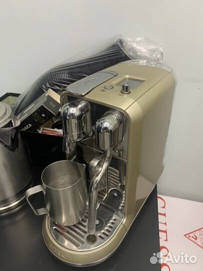 Капсульная кофемашина bork