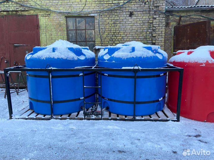 Емкость пластиковая для воды 300л