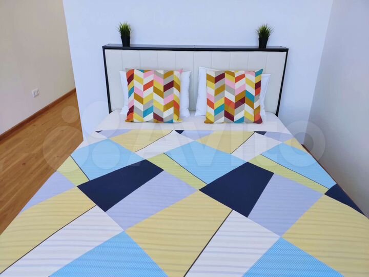 2-к. квартира, 60 м², 4/10 эт.