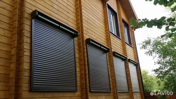 Рольставни в коттедж