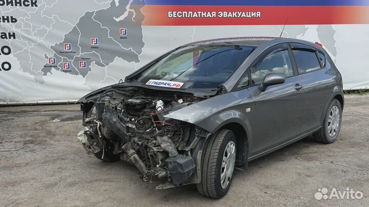 Накладка порога внутренняя левая seat Leon (1P) 1P