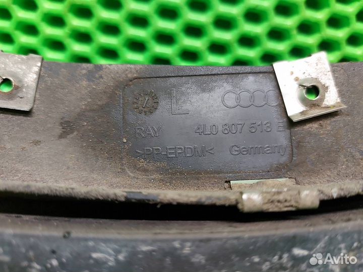 Брызговик бампера левый Audi Q7 S Line 4LB cjga